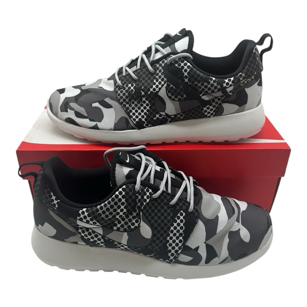 Nike Roshe One Print Running Soes Mens 8 Grey White Camo Sneakers 655206-100